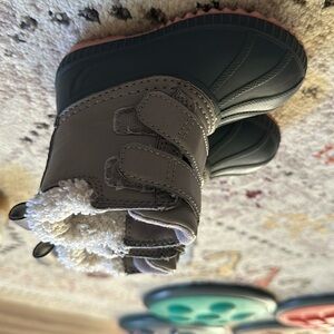 Preloved ice water-resistant toddler boots